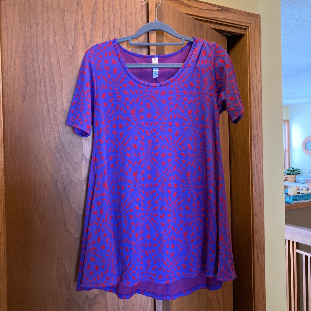 Lularoe Xxs Purple  Red Velvety Perfect Tee